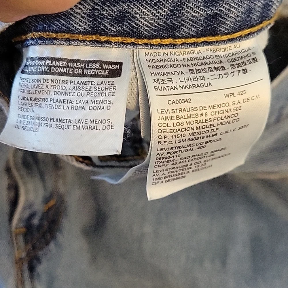 LEVI'S 505 Size 36 Faded Jeans